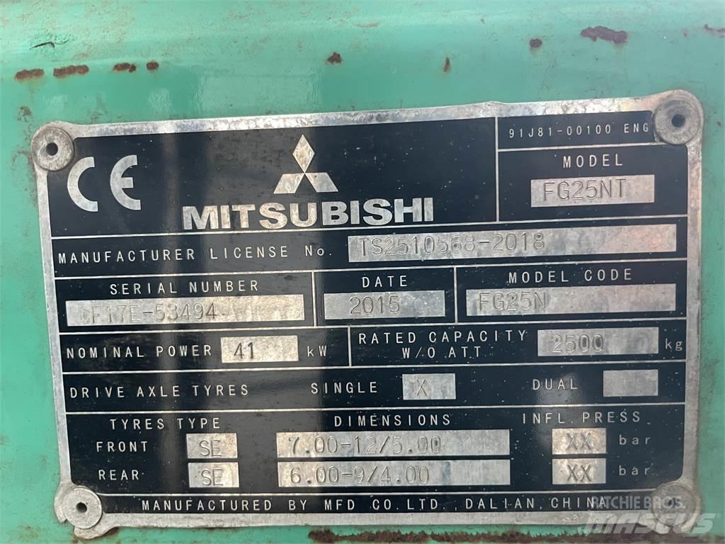 Mitsubishi FG25T Газові навантажувачі