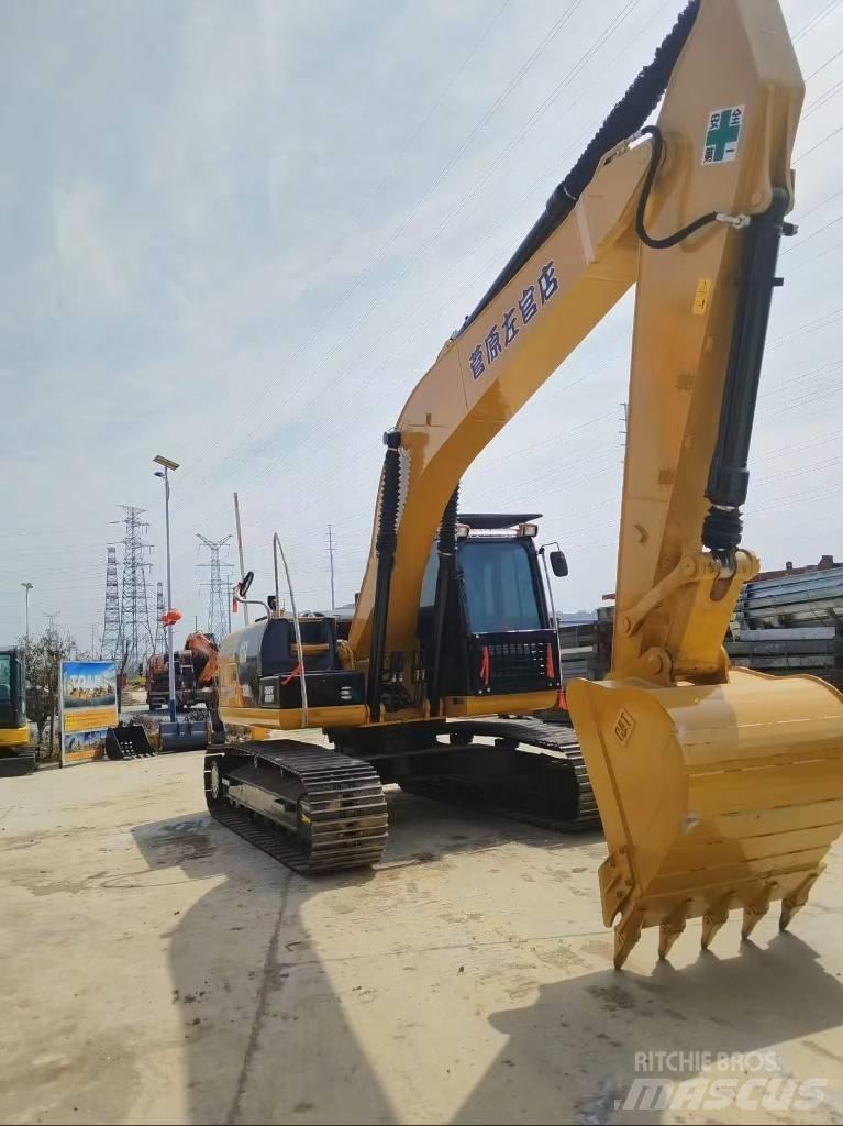 CAT 320 D 2 Середні екскаватори 7т. - 12т.