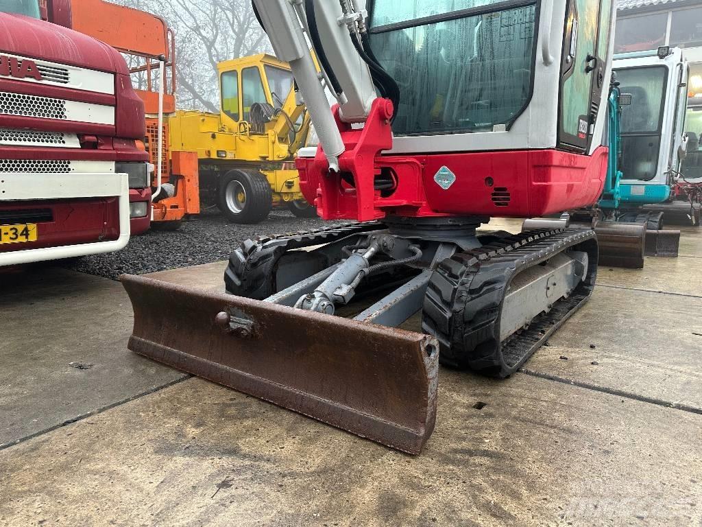 Takeuchi TB228 Міні-екскаватори < 7т