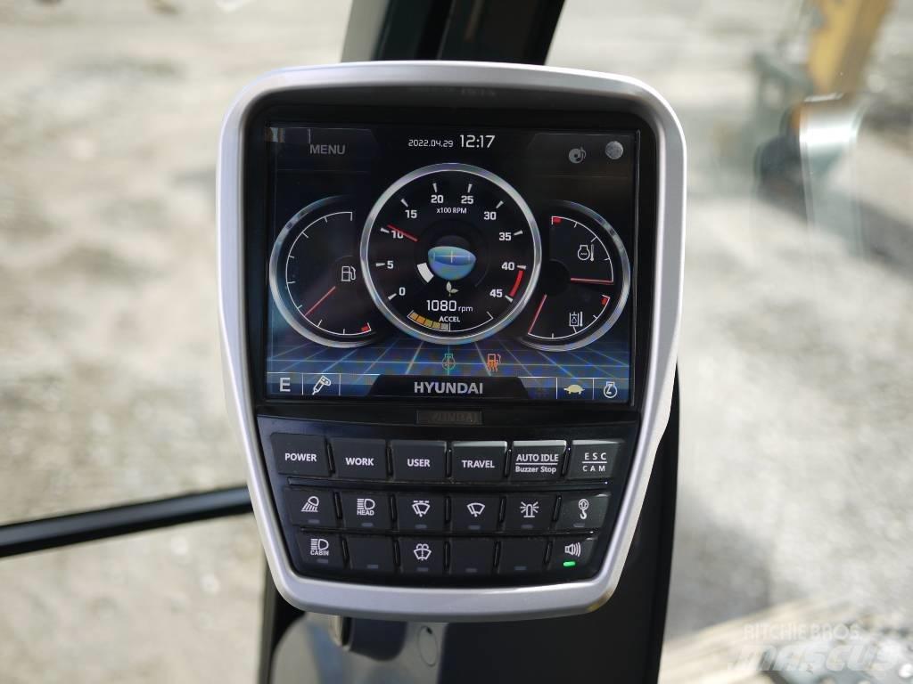 Hyundai HX 130 LCR Гусеничні екскаватори
