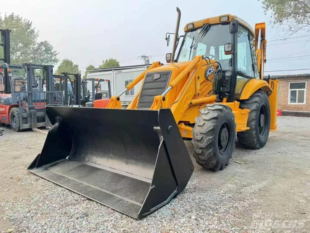 JCB 3 CX Екскаватори-навантажувачі