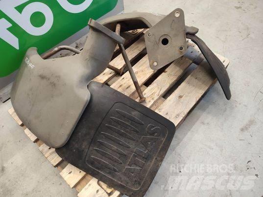 Atlas AR 65 fender Кабіна