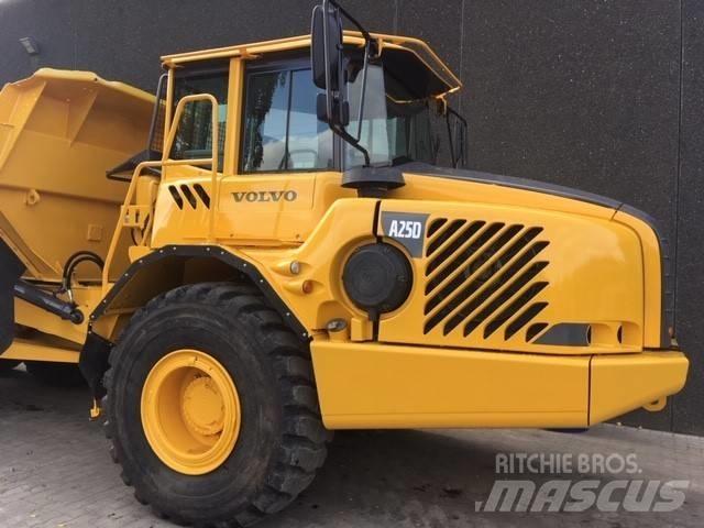 Volvo A25D Зчленовані самоскиди