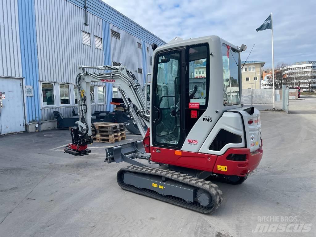 Takeuchi TB 225 Міні-екскаватори < 7т