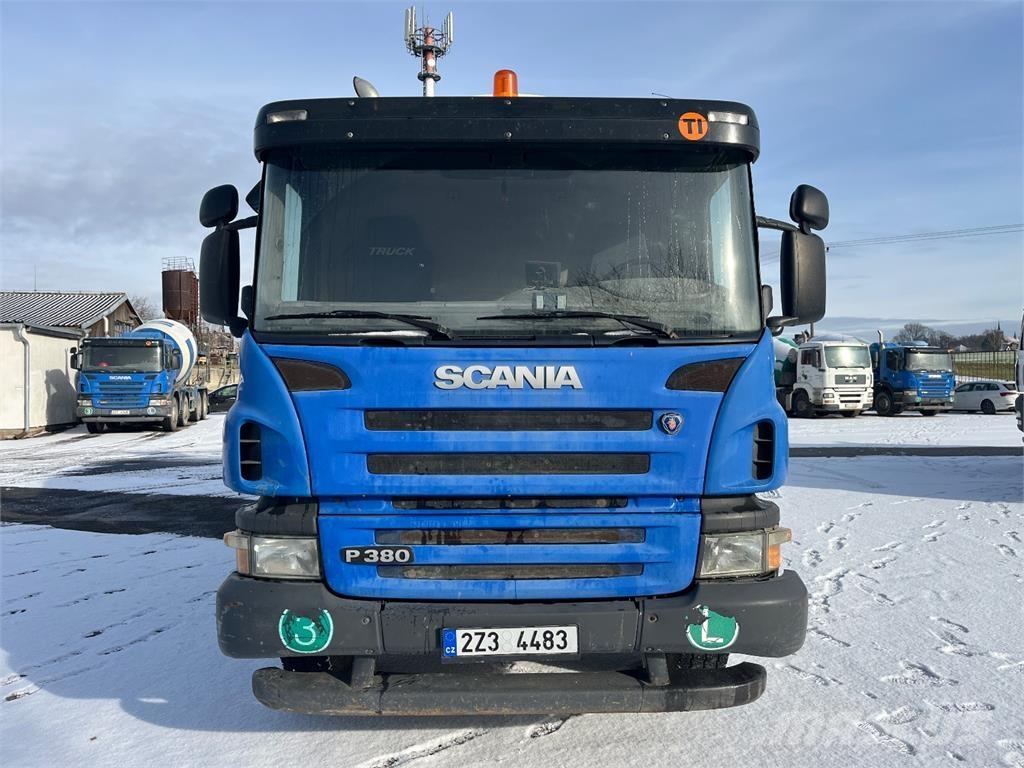 Scania P 380 8X4 Шасі з кабіною