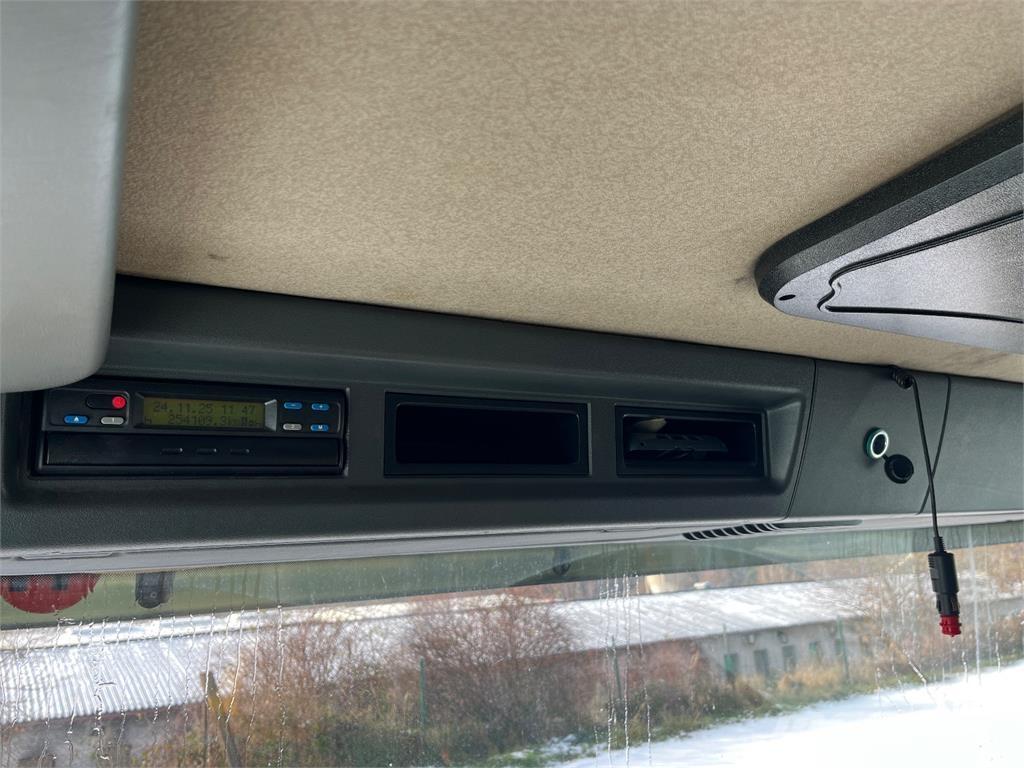 Scania P 380 8X4 Шасі з кабіною