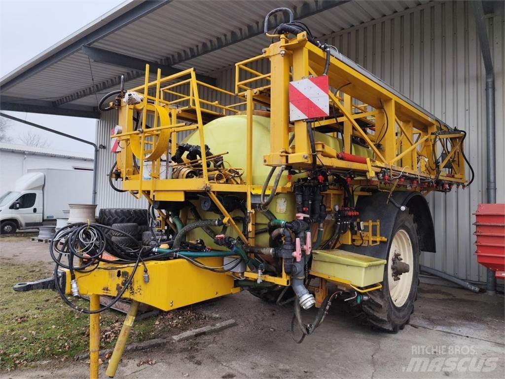 Dubex Stentor Причіпні обприскувачі