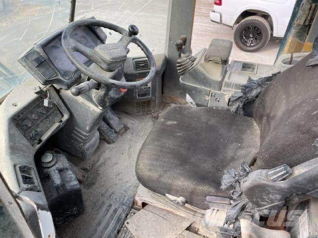 Kawasaki 70 Z V Фронтальні навантажувачі