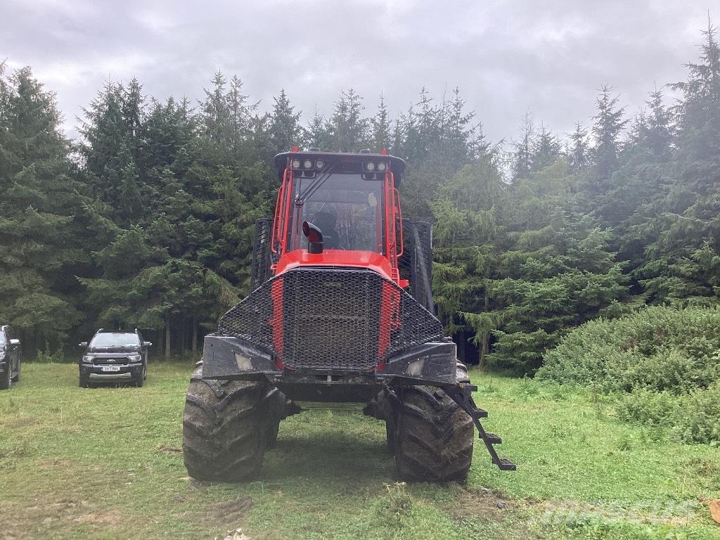 Komatsu 845 Форвардери