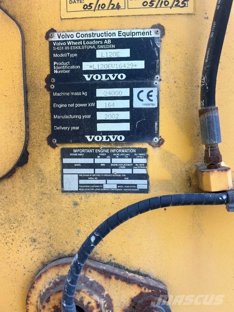 Volvo L 120 E Фронтальні навантажувачі