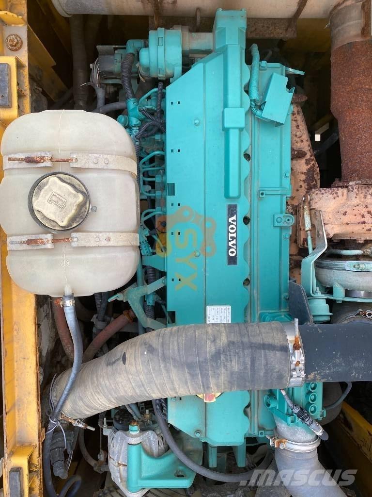 Volvo EC 240 Гусеничні екскаватори