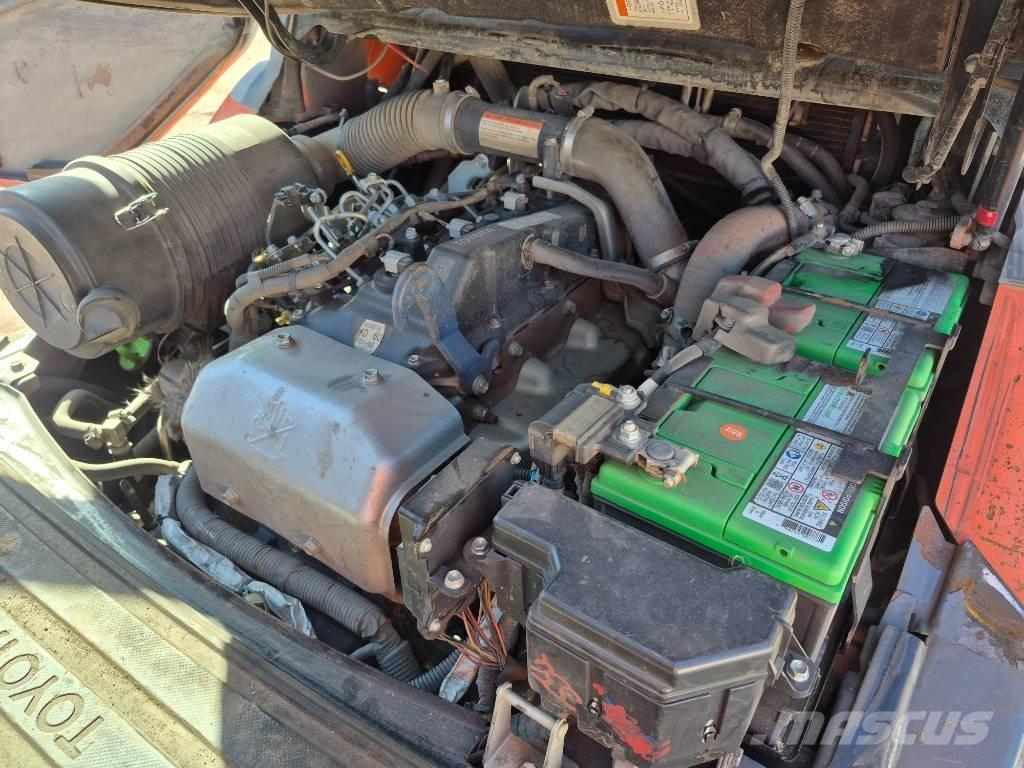 Toyota 8 FD 40 U Інше