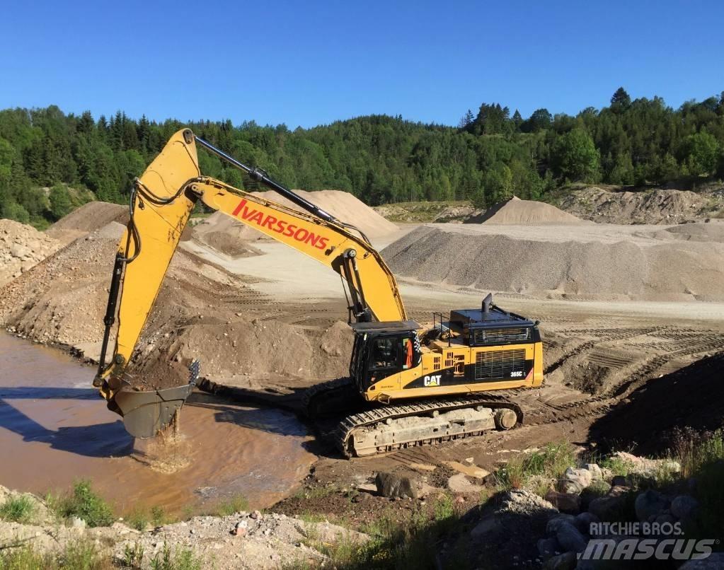 CAT 365C Екскаватори з великим вилітом
