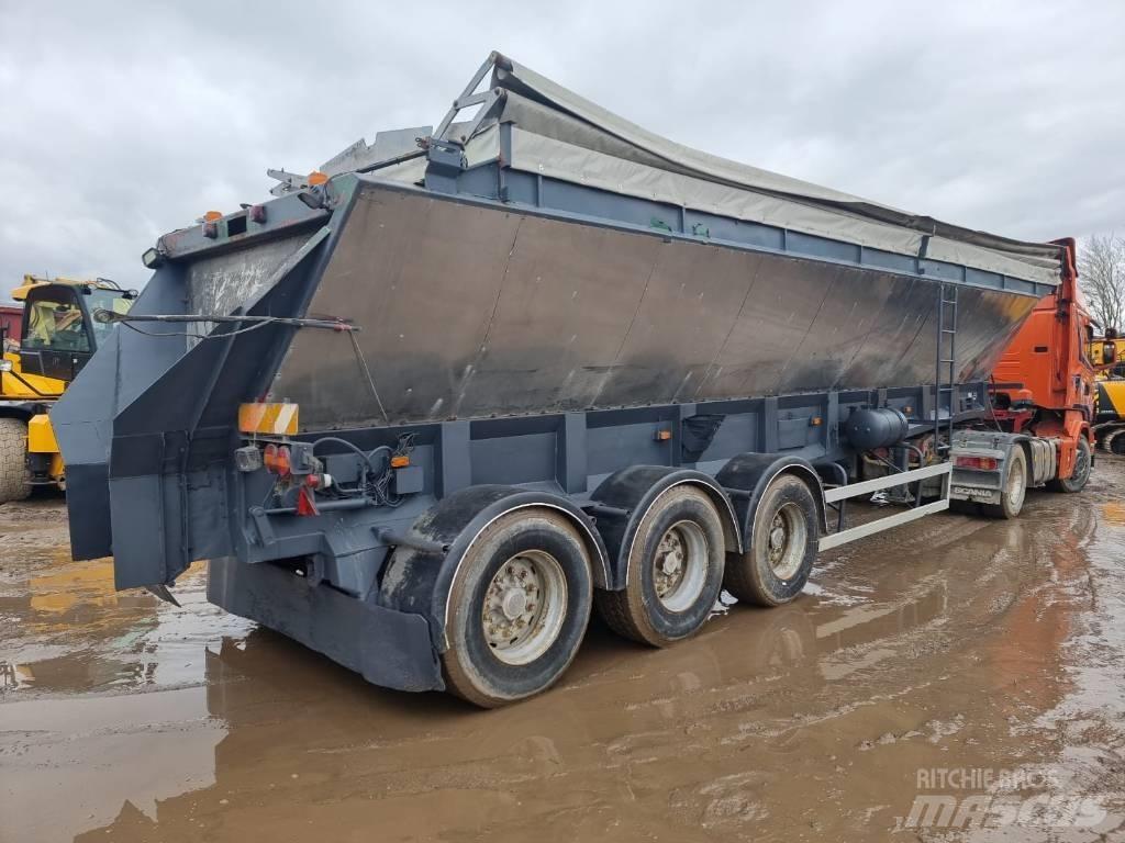 Red River RR-LB827 Напівпричепи з кузовом-фургоном