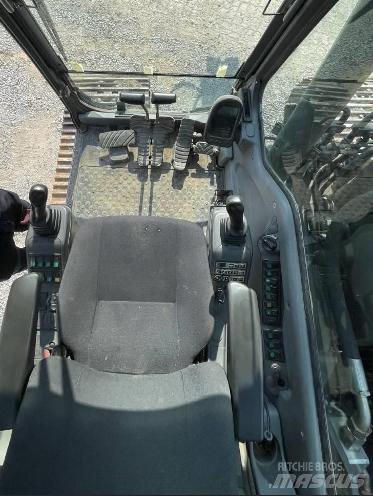 Volvo EC 180 B LC Гусеничні екскаватори