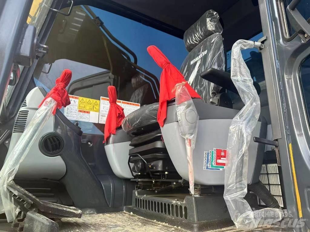 Komatsu PC450-8 Гусеничні екскаватори