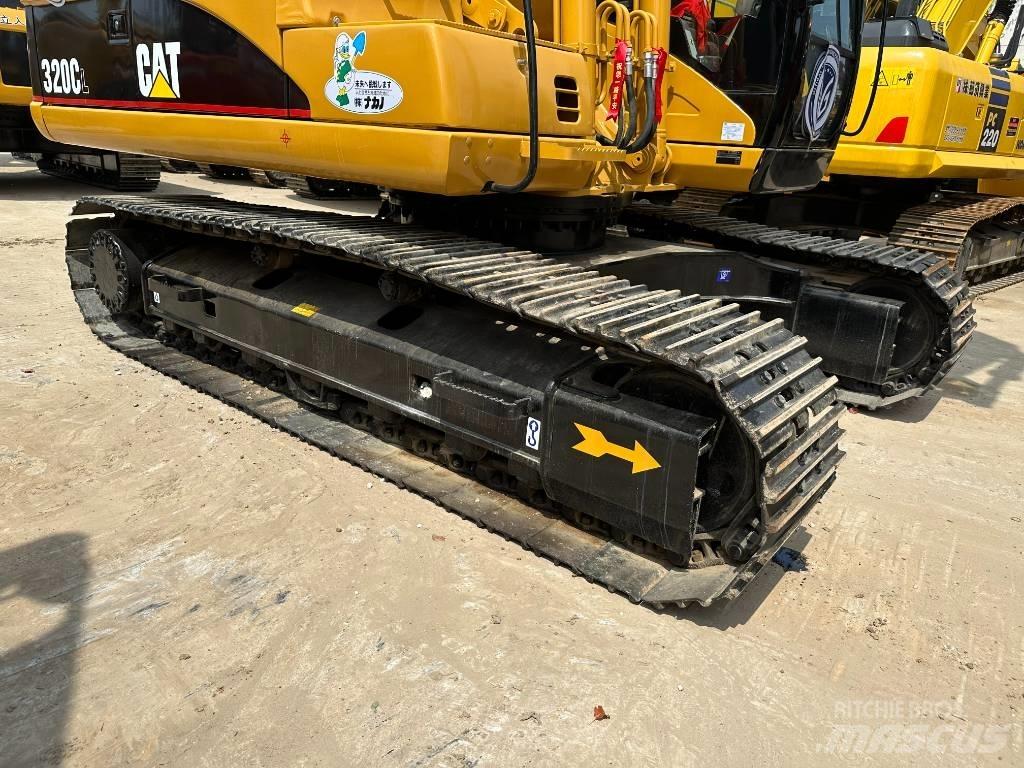 CAT CAT320C Середні екскаватори 7т. - 12т.
