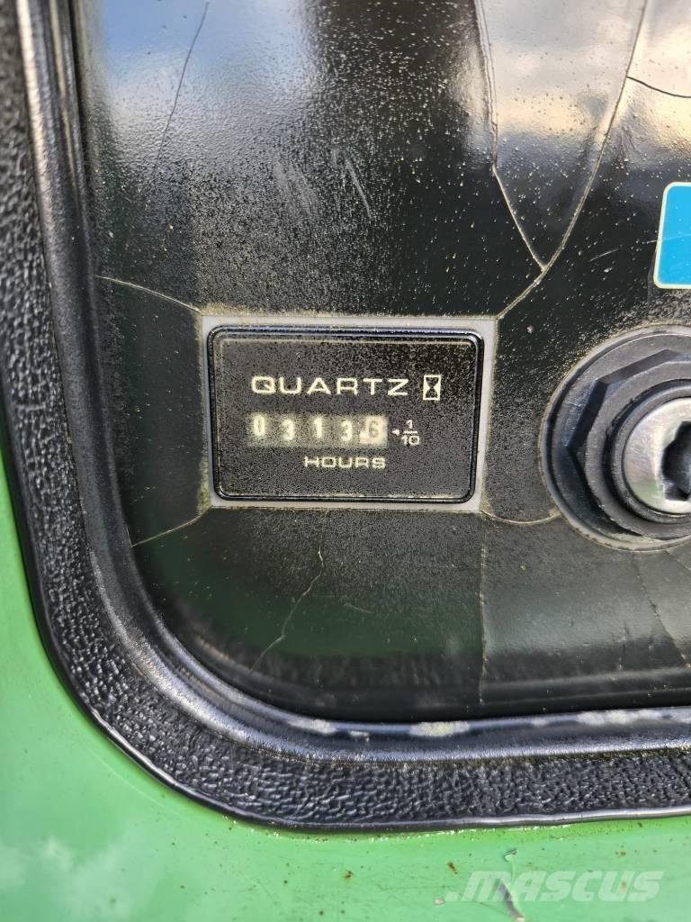 JLG 600 AJ Колінчаті підйомники