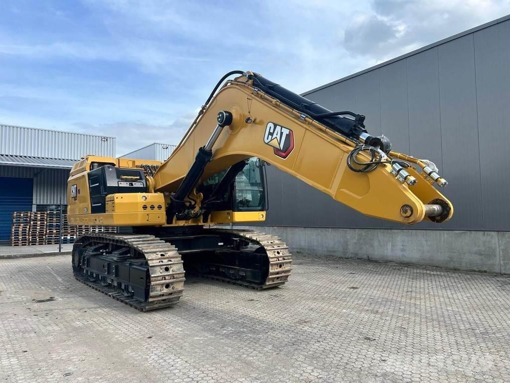 CAT 374 Гусеничні екскаватори