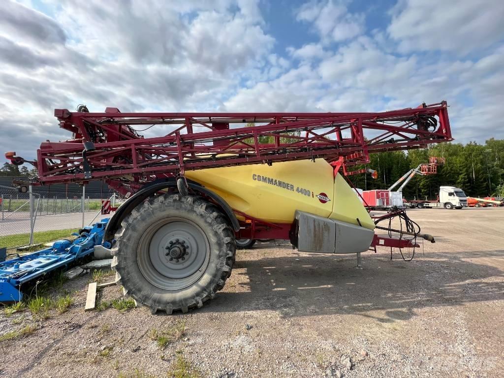 Hardi Commander 4400 Причіпні обприскувачі