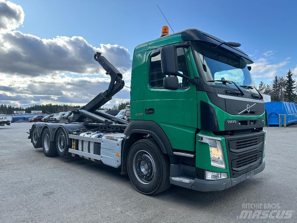 Volvo FM 420 8x2/4 Вантажівки з гаковим підйомом