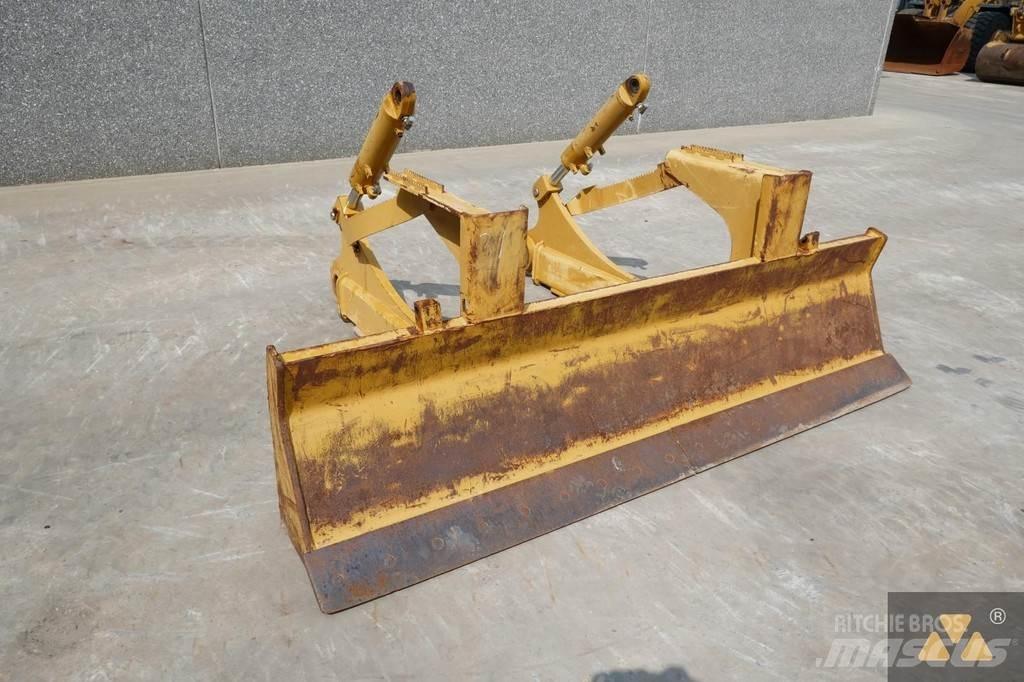 CAT Skidder blade Леміші