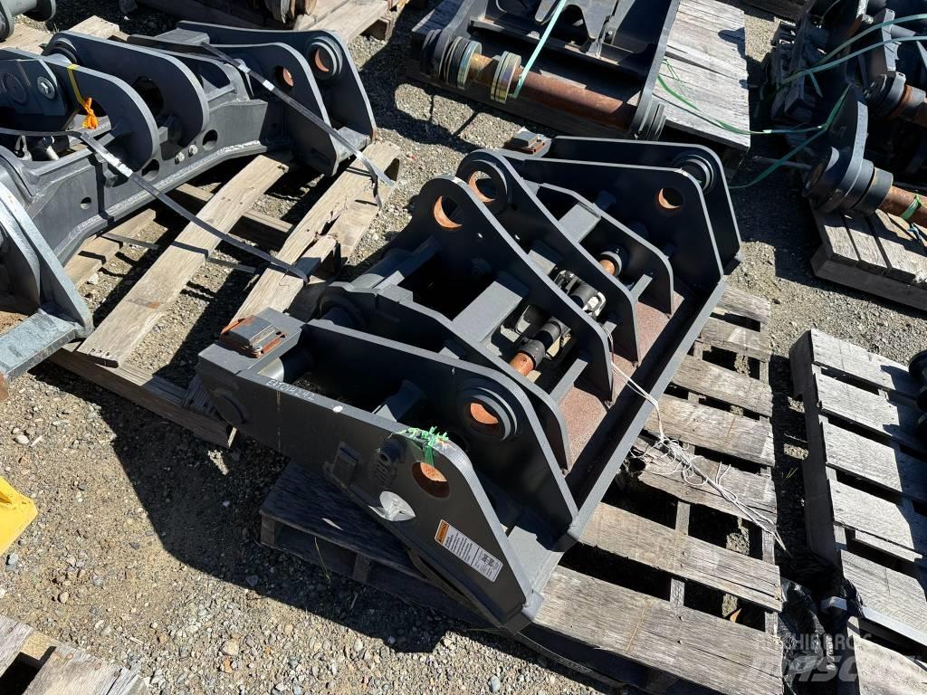 JRB KOMATSU WA320 QC Швидкі з`єднувачі
