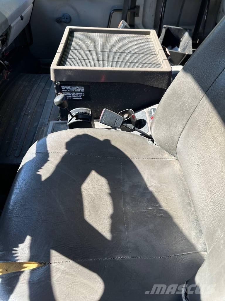 DAF Leyland Вантажівки з гаковим підйомом