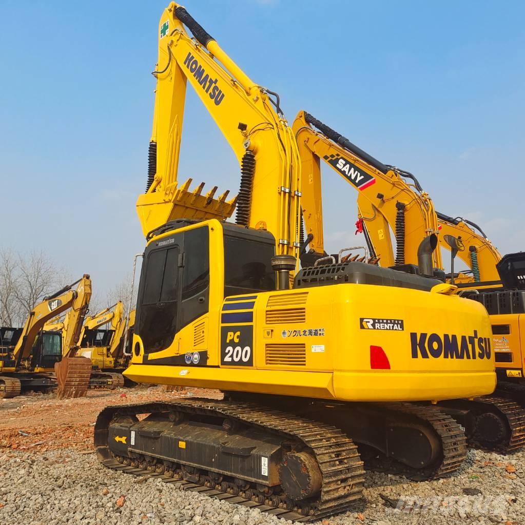 Komatsu PC200-8 Гусеничні екскаватори