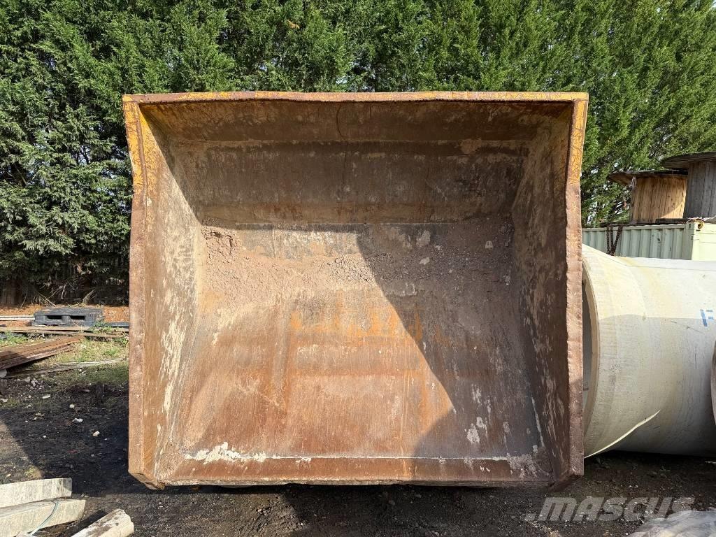 Terex TA9 Міні самоскиди