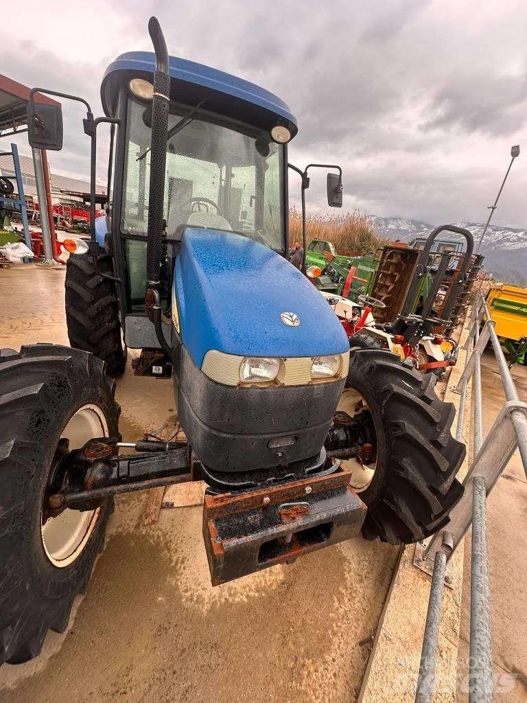 New Holland TD 5040 Трактори
