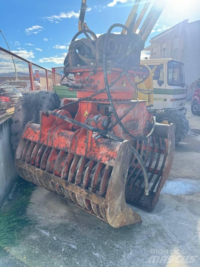 NPK D 3500 Грейфери