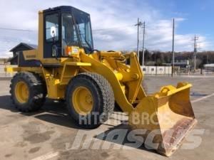 Komatsu Wheel loader Фронтальні навантажувачі