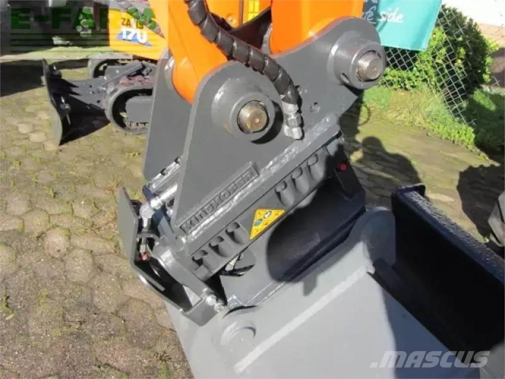 Hitachi zx 33 u-6 Колісні екскаватори