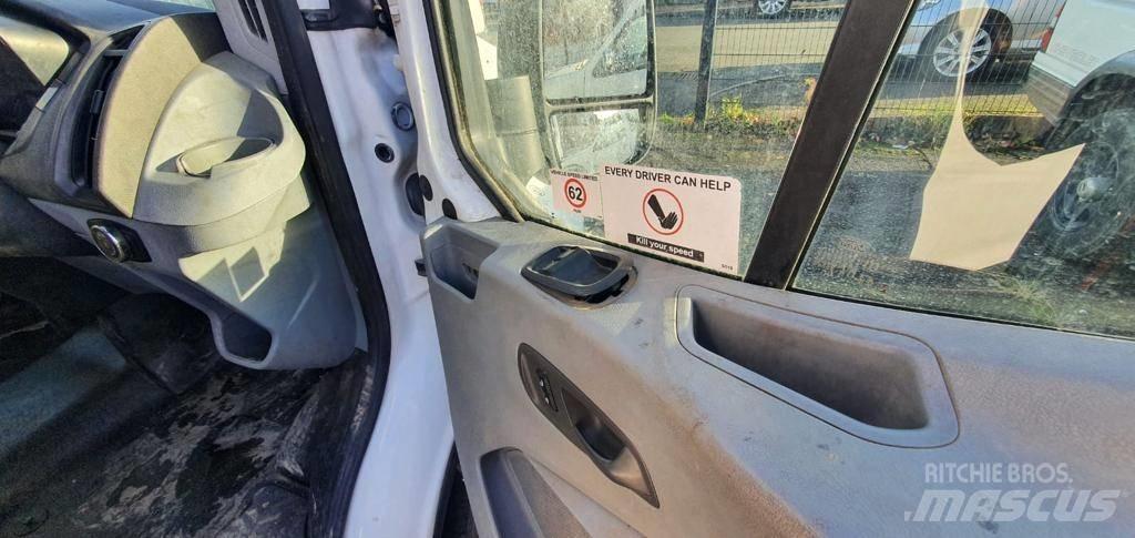 Ford Transit 350 Панельні фургони