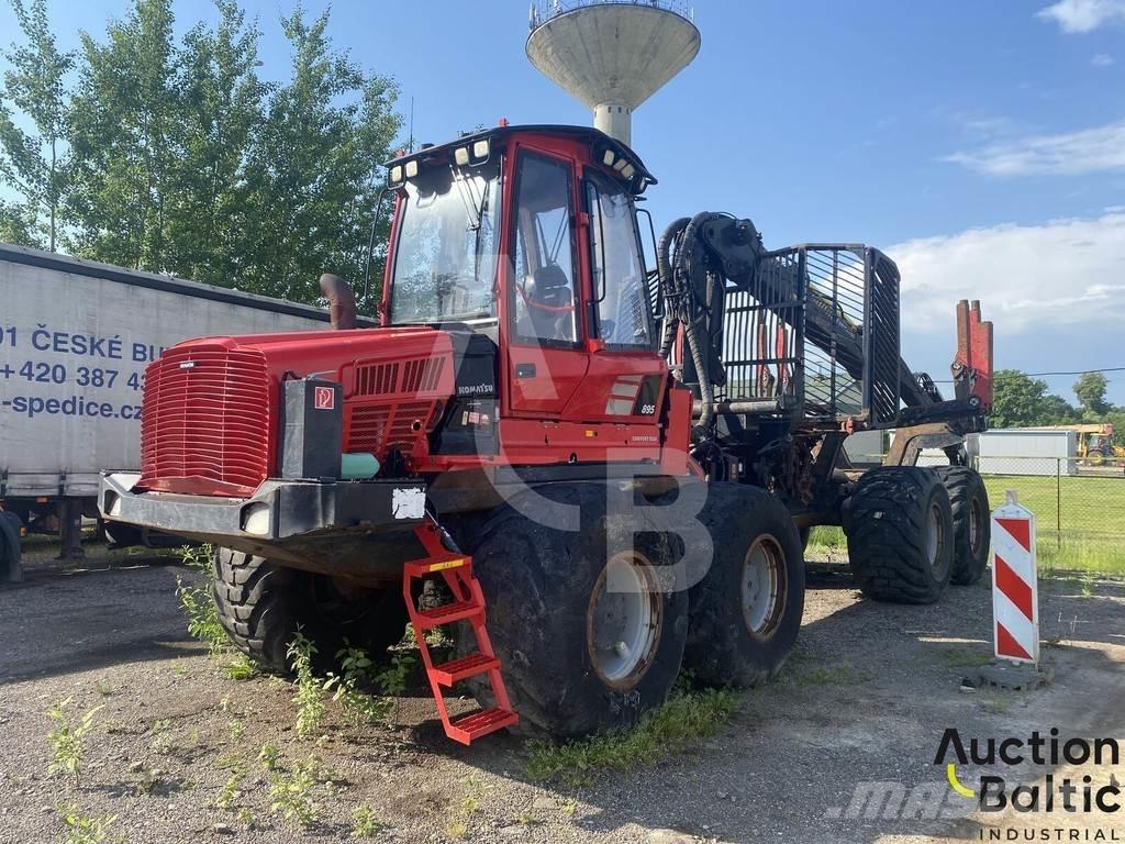 Komatsu 895 Форвардери