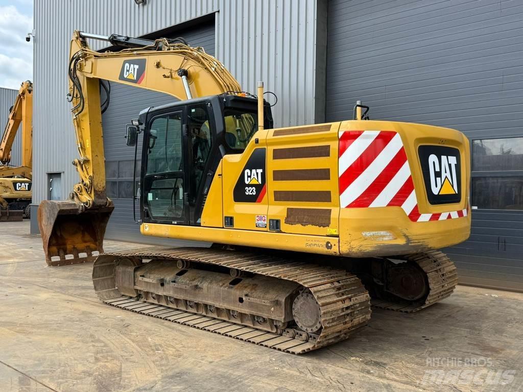 CAT 323 07A Гусеничні екскаватори