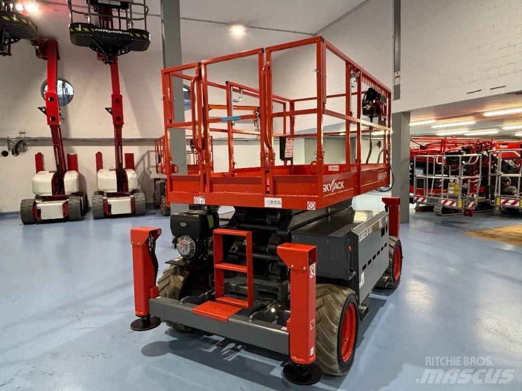 SkyJack SJ 6832 RTE Підйомники-ножиці
