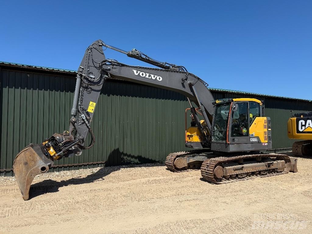 Volvo ECR 235 EL Гусеничні екскаватори