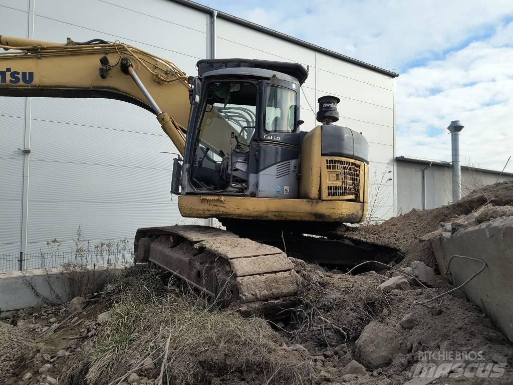 Komatsu 228 Гусеничні екскаватори