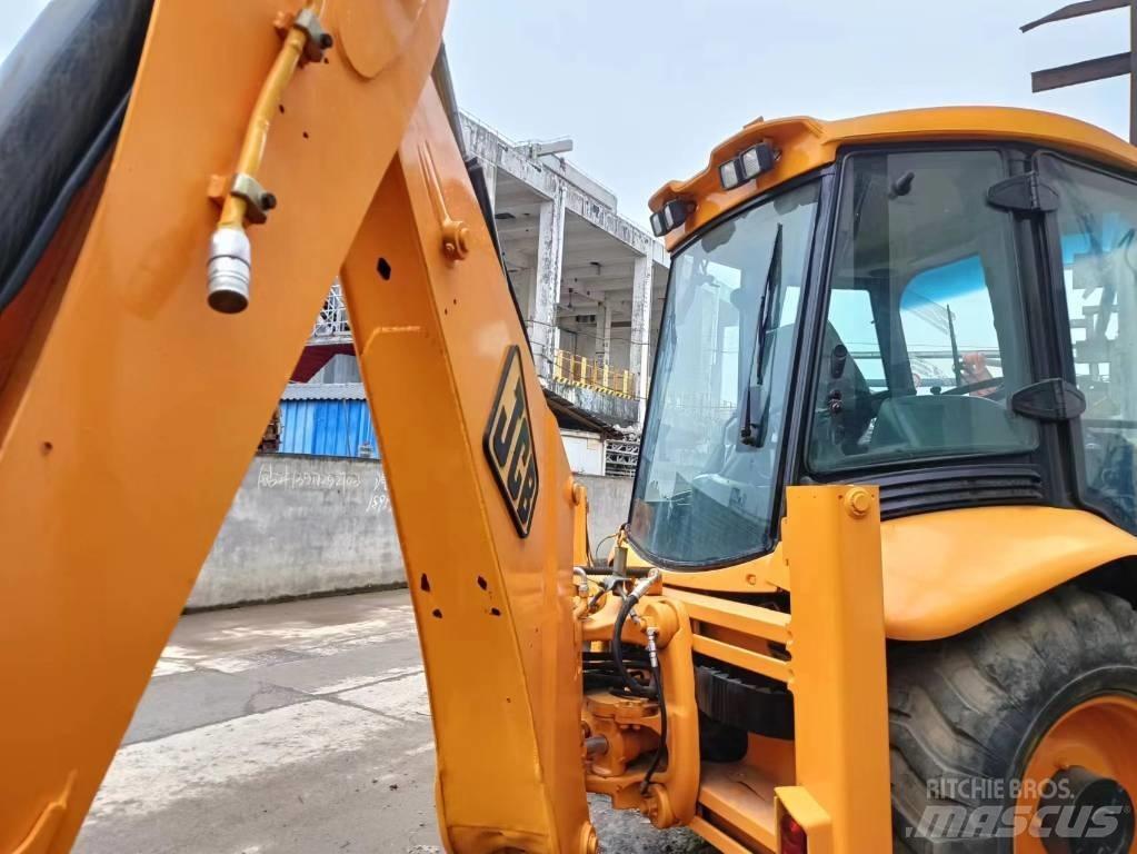 JCB 3 CX Колісні екскаватори