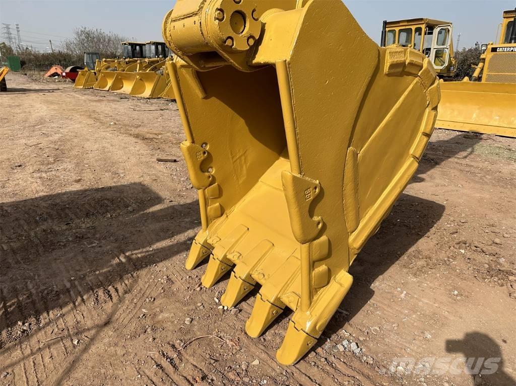CAT 336DL Гусеничні екскаватори