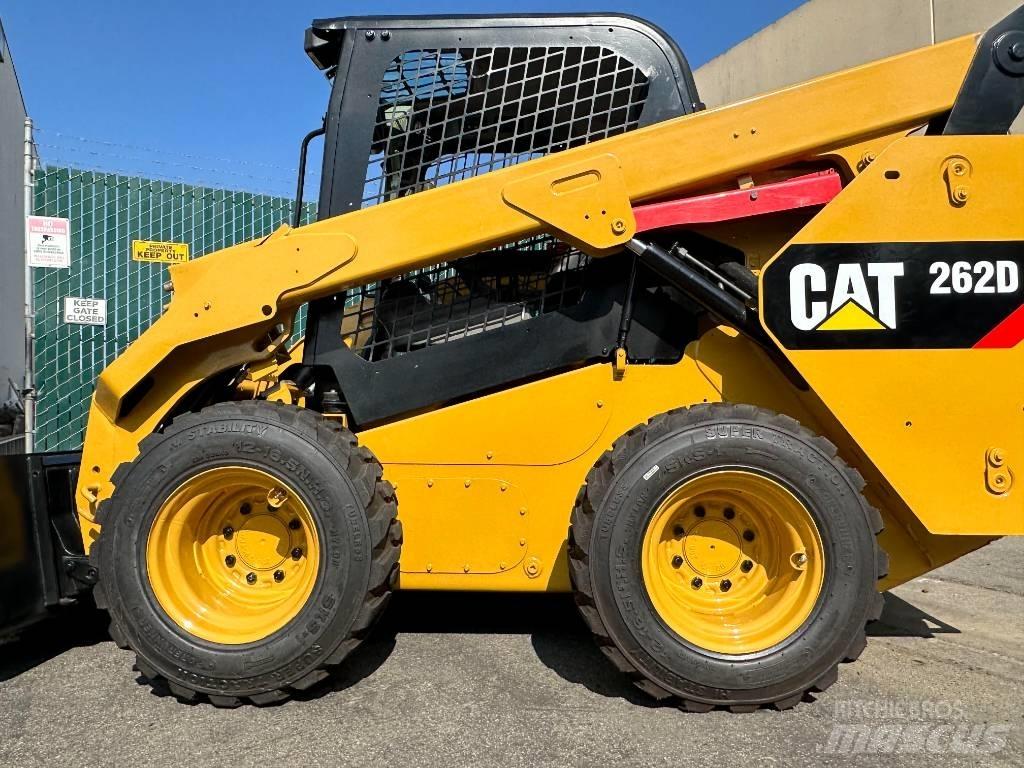 CAT 262 D Міні-навантажувачі