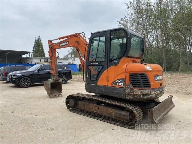 Doosan DX 60 Міні-екскаватори < 7т
