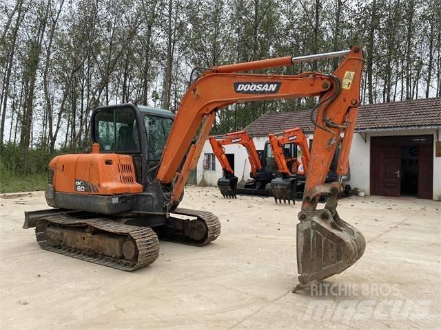 Doosan DX 60 Міні-екскаватори < 7т