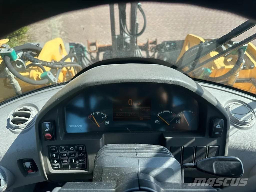 Volvo L70 F Фронтальні навантажувачі