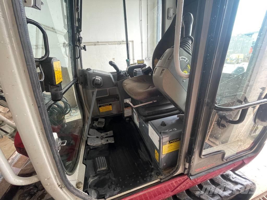 Takeuchi TB 250 Міні-екскаватори < 7т