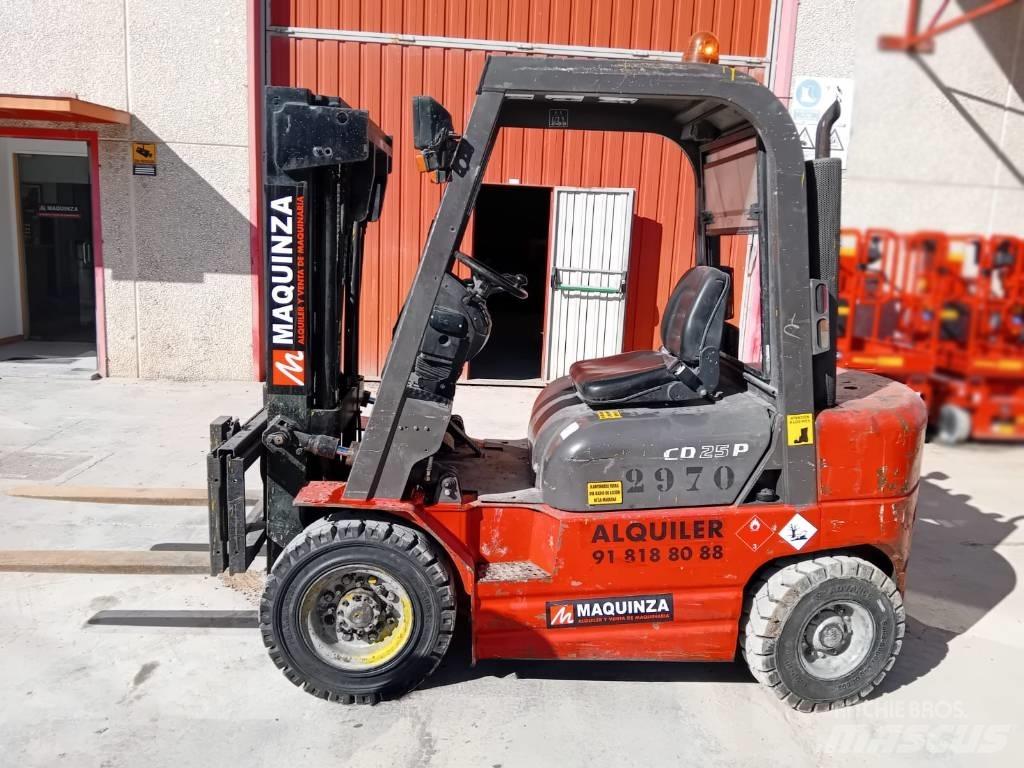 Manitou CD 25 P Дизельні навантажувачі