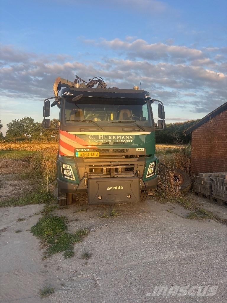 Volvo FMX 370 Tipper trucks