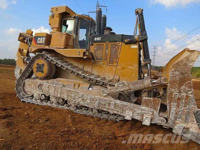 CAT D10 T Гусеничні бульдозери